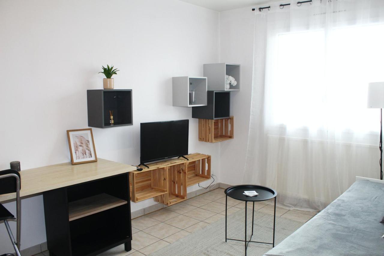 Apartamento La Station - A Proximite Immediate De La Gare Dijon Exterior foto